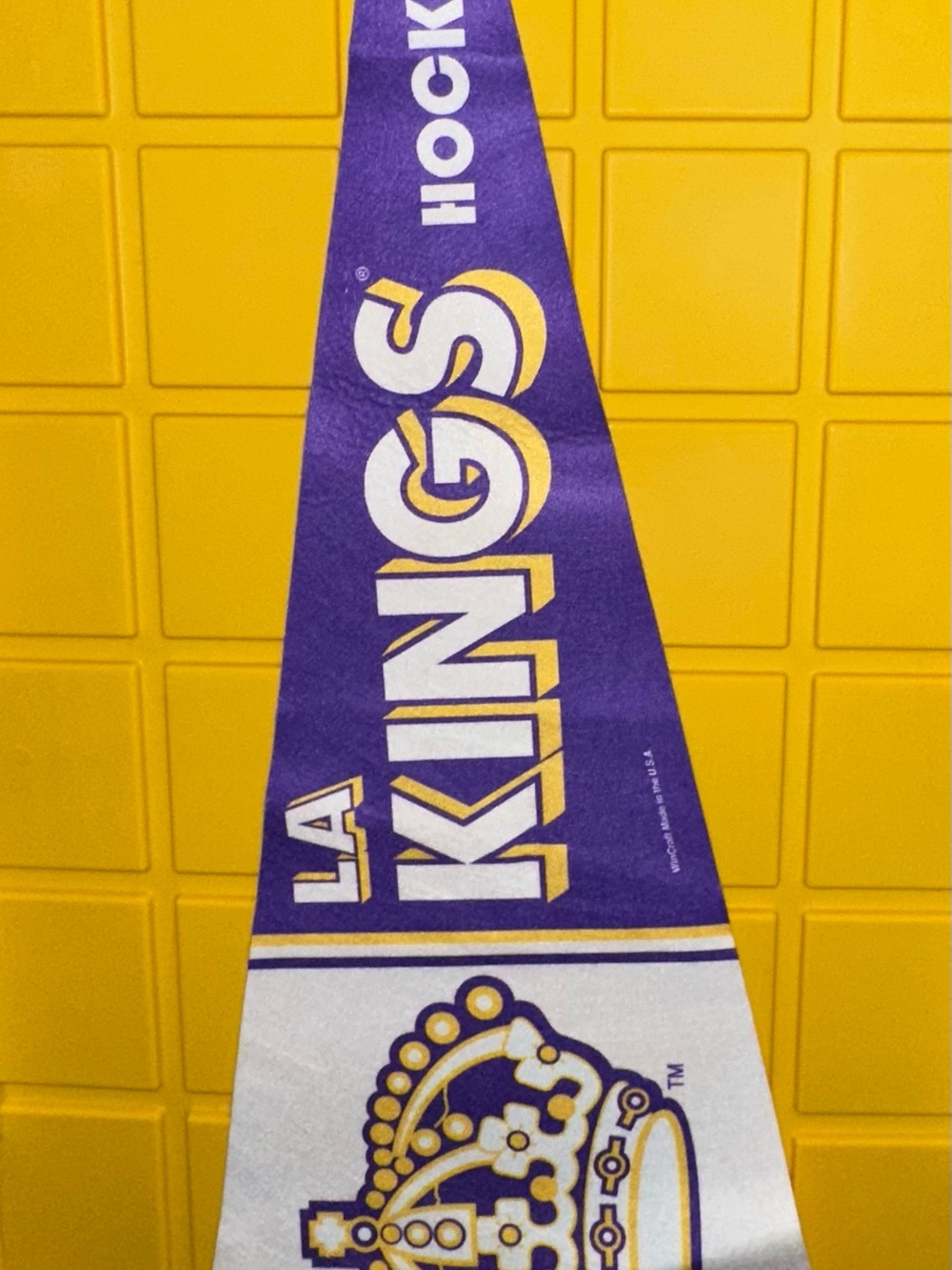 LA Kings Purple and White Decorative flag